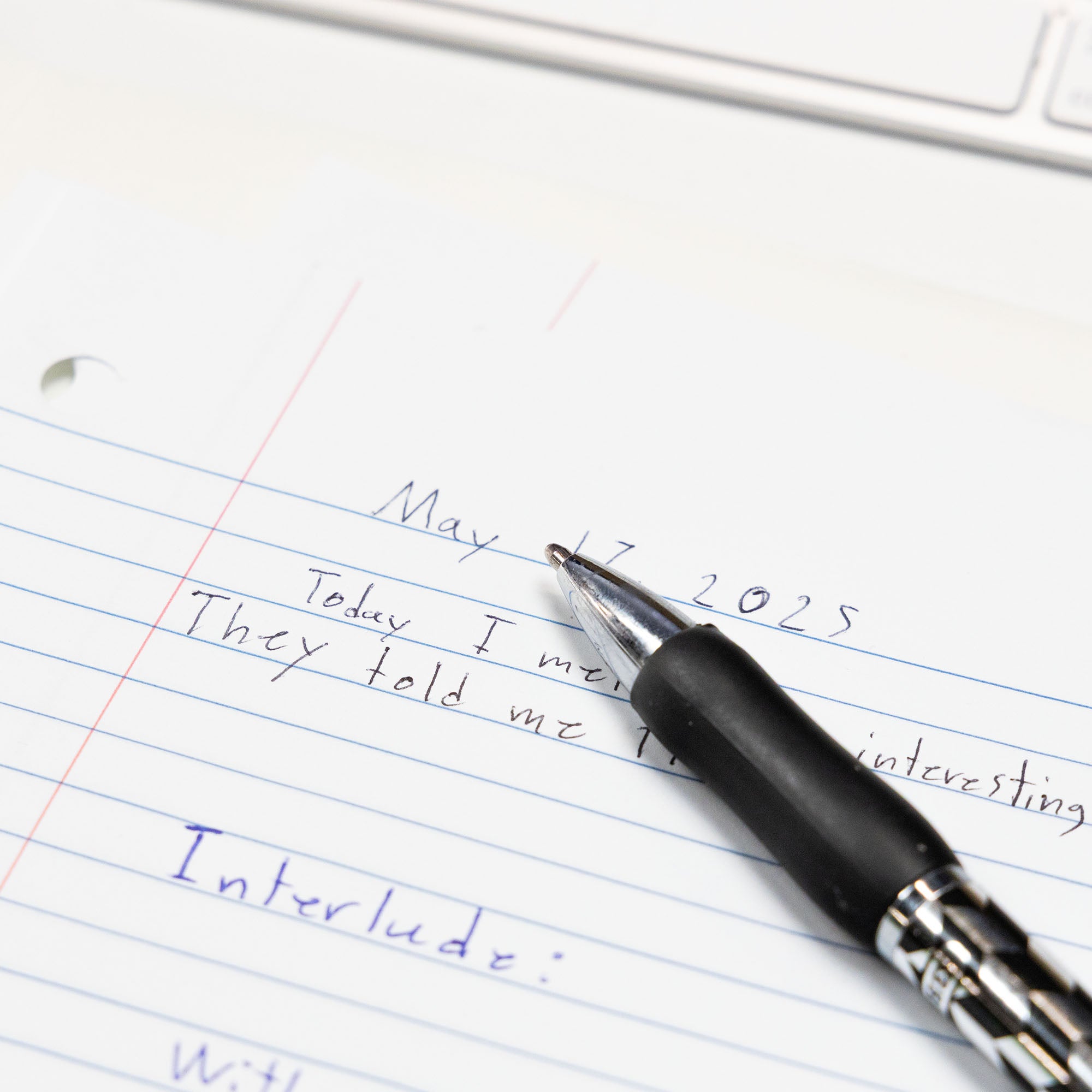 Maxxon 1.4 mm Tip Black FUSE Tech Ink Retractable Pen w/ Cushion Grip (4/Pack)