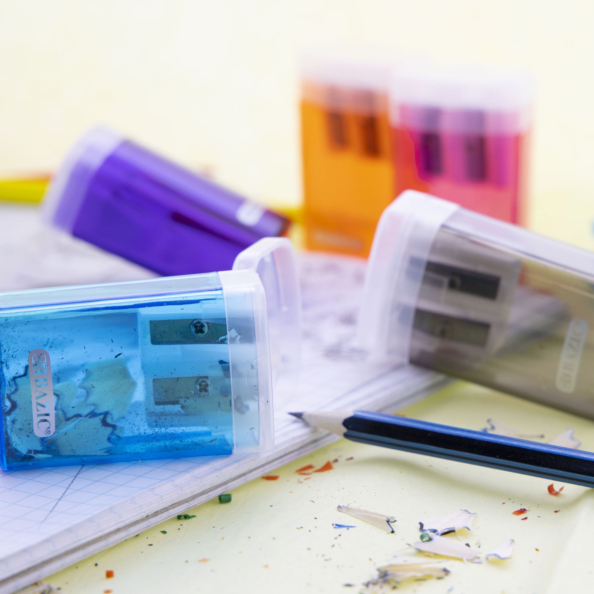 Victor Dual Hole Sharpener w/ Lid & Receptacle (BULK)