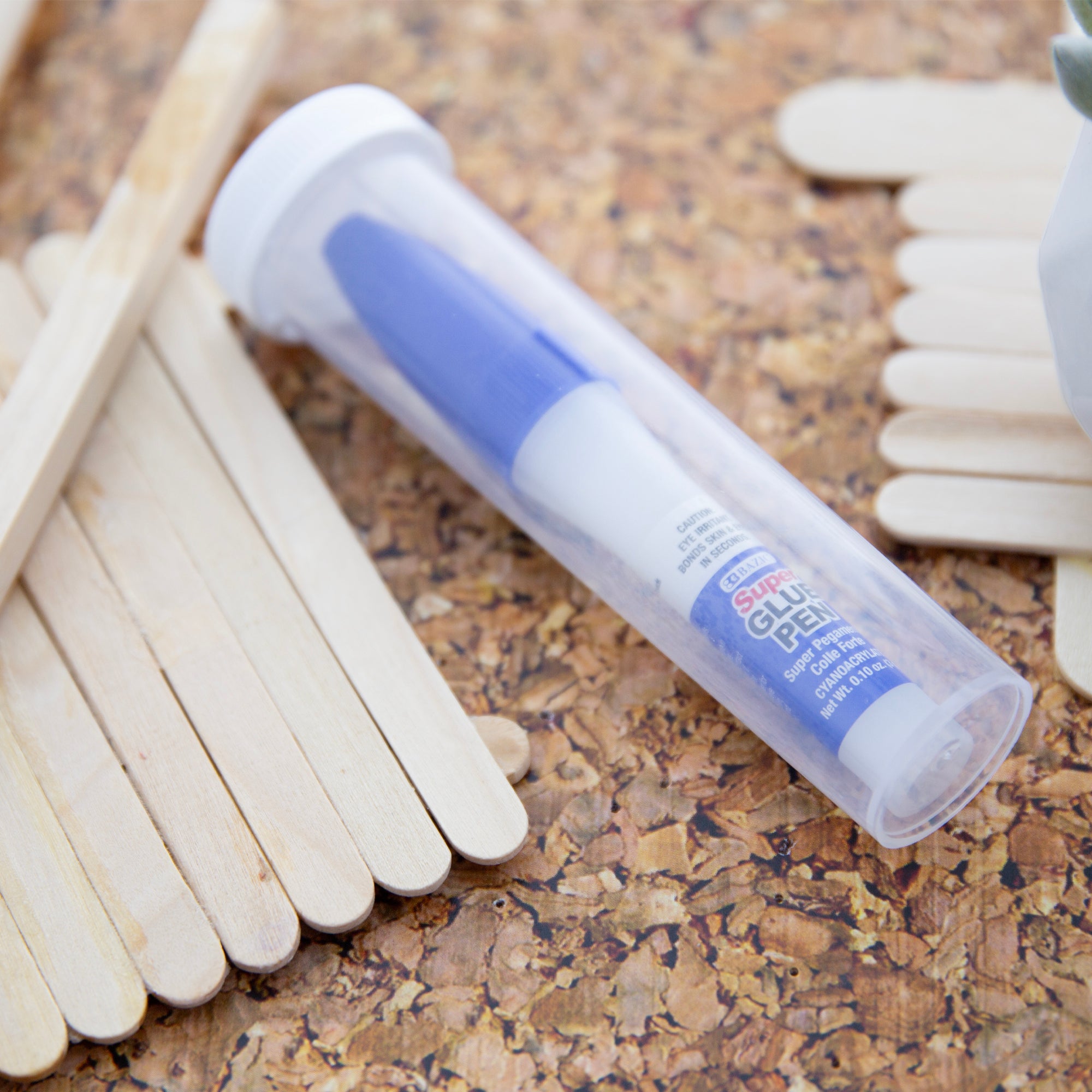 0.10 oz (3g) Super Glue Pen w/ Precision Tip Applicator