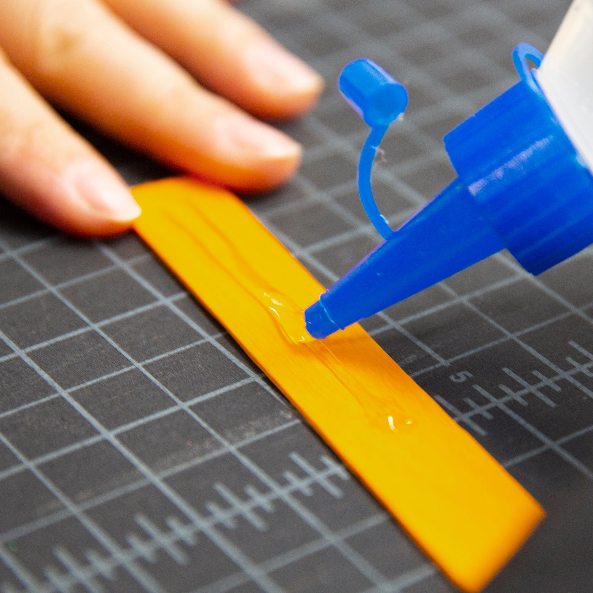 3.38 FL OZ (100 mL) Silicone Glue
