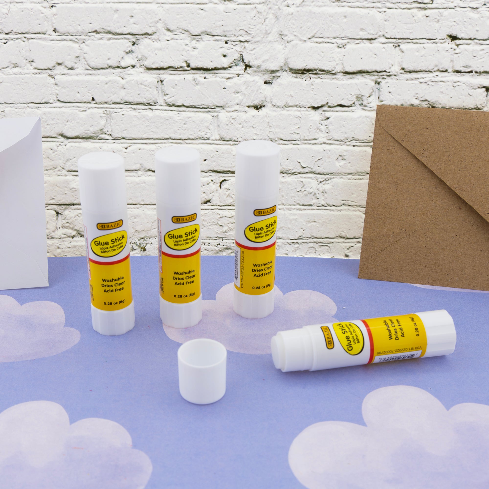 0.28 oz (8g) Glue Stick