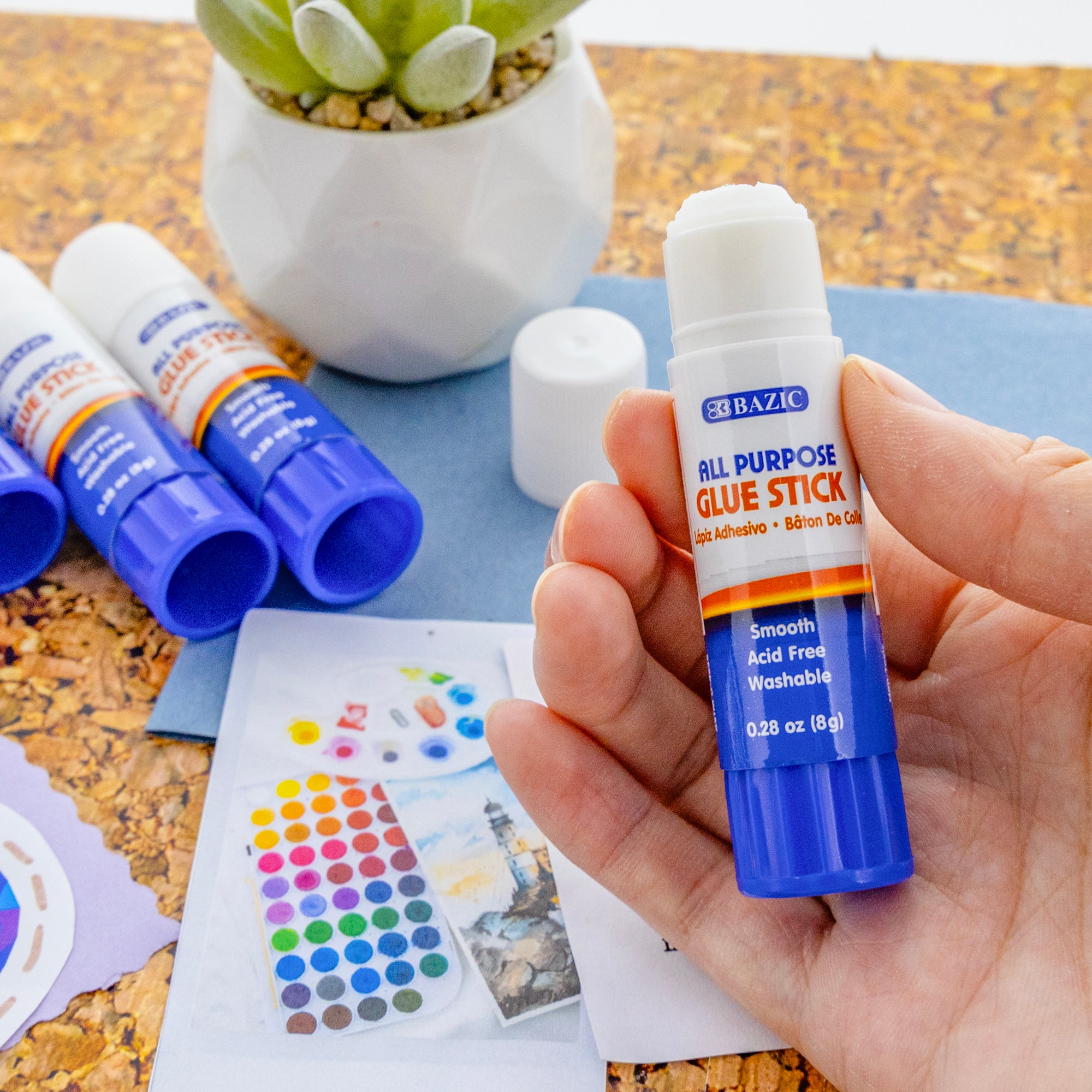 0.28 oz (8g) Premium Glue Stick