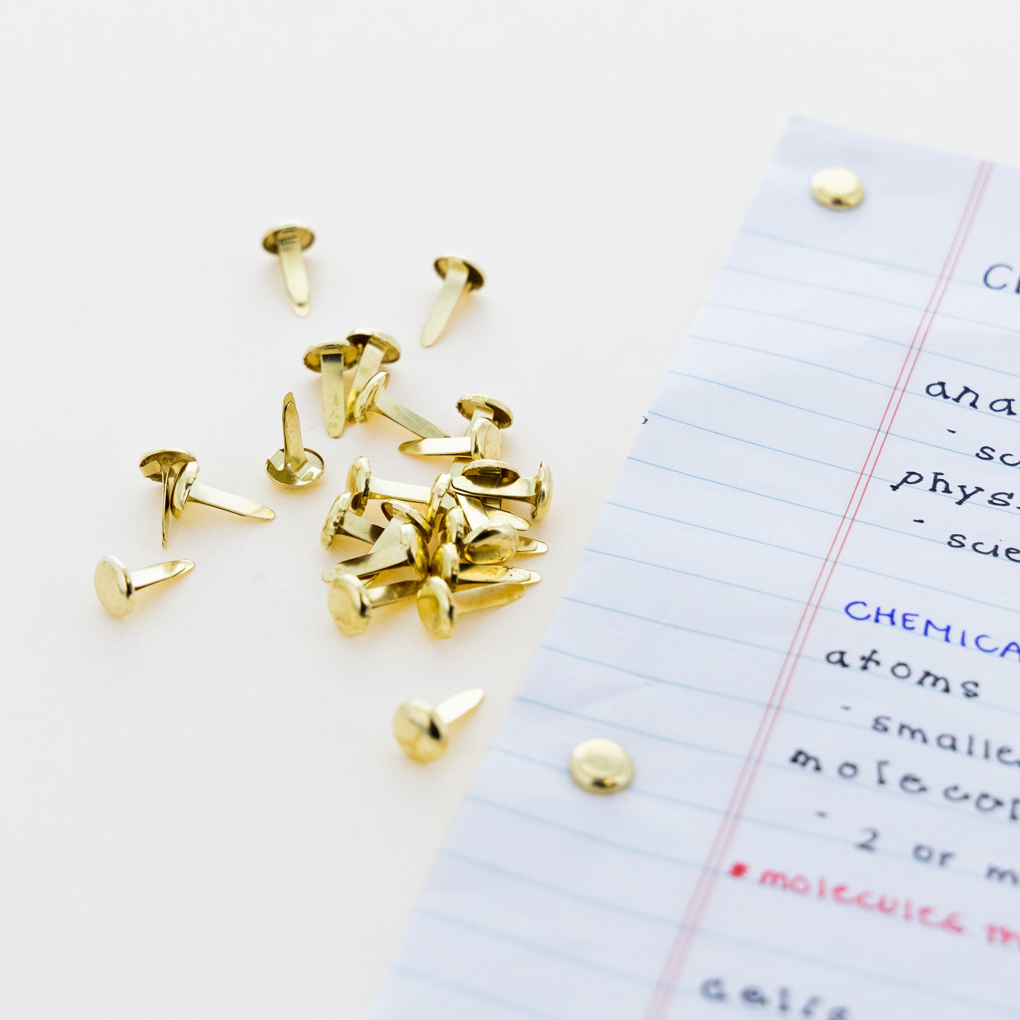 1/2" Brass-Plated Fasteners (100/Pack)