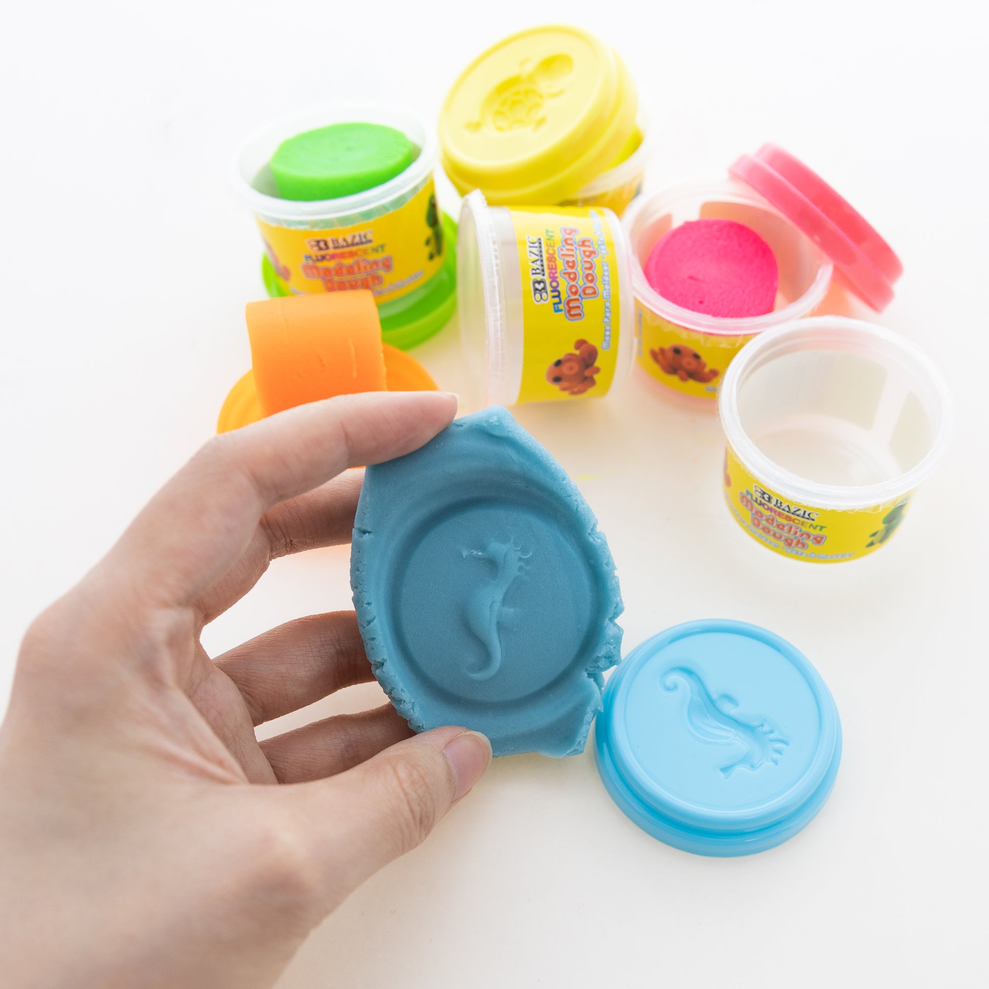 1 oz Fluorescent Color Modeling Dough (5/Pack)