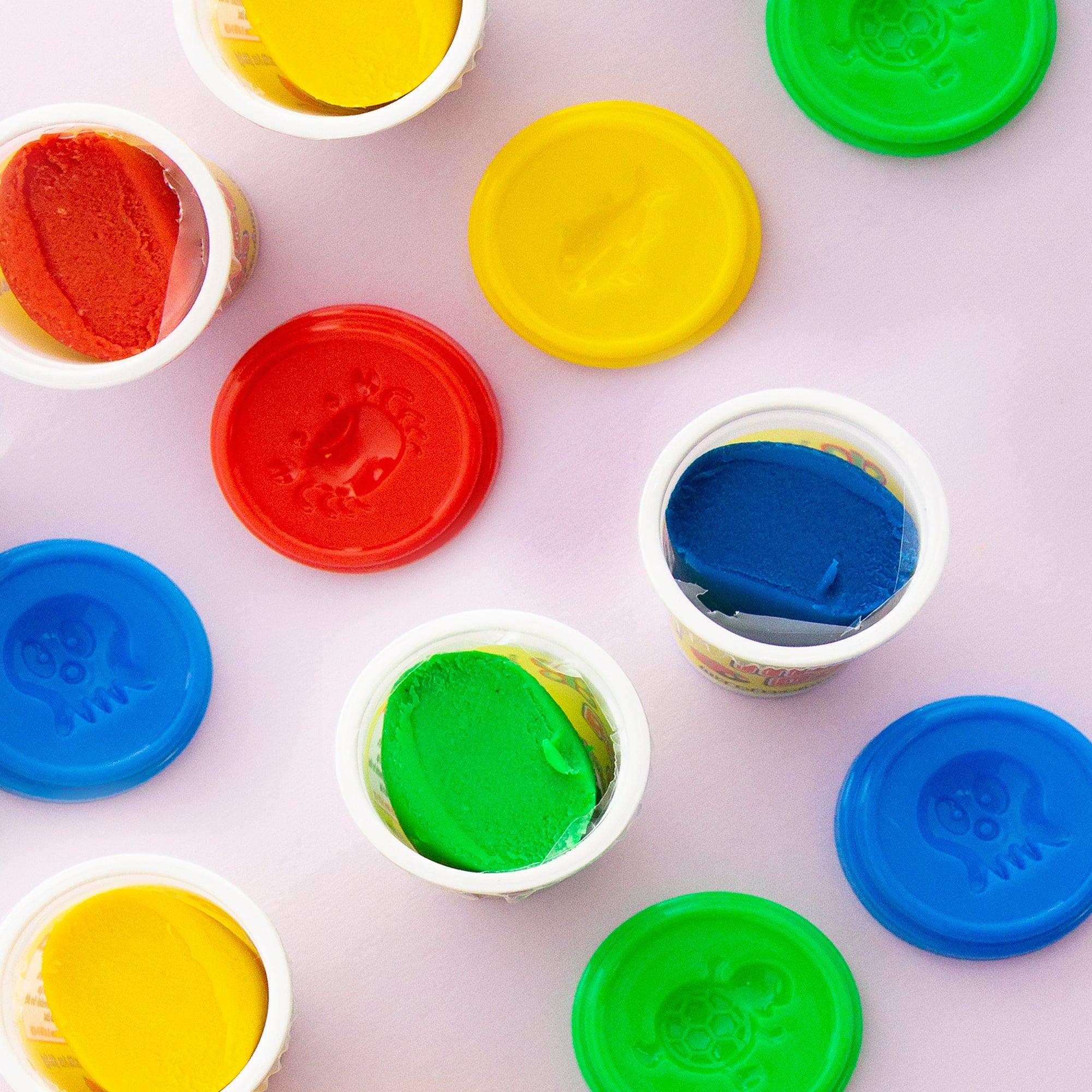 2 Oz. Multi Color Modeling Dough (4/Pack)