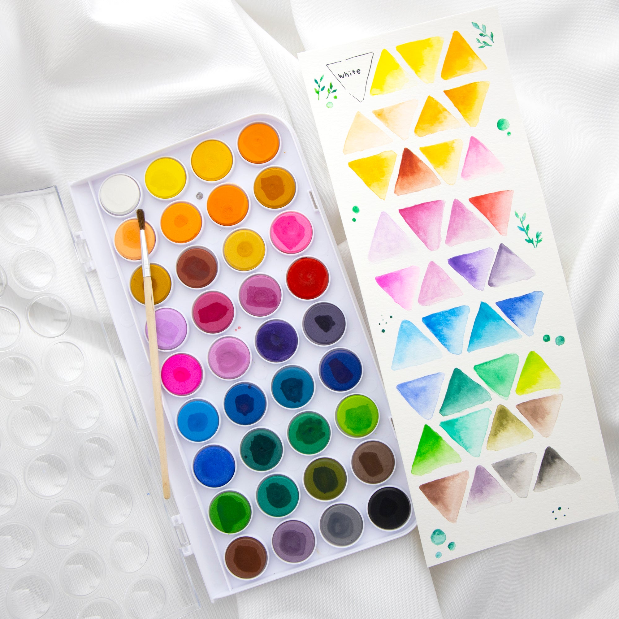 36 Ct. Watercolor w/ Brush