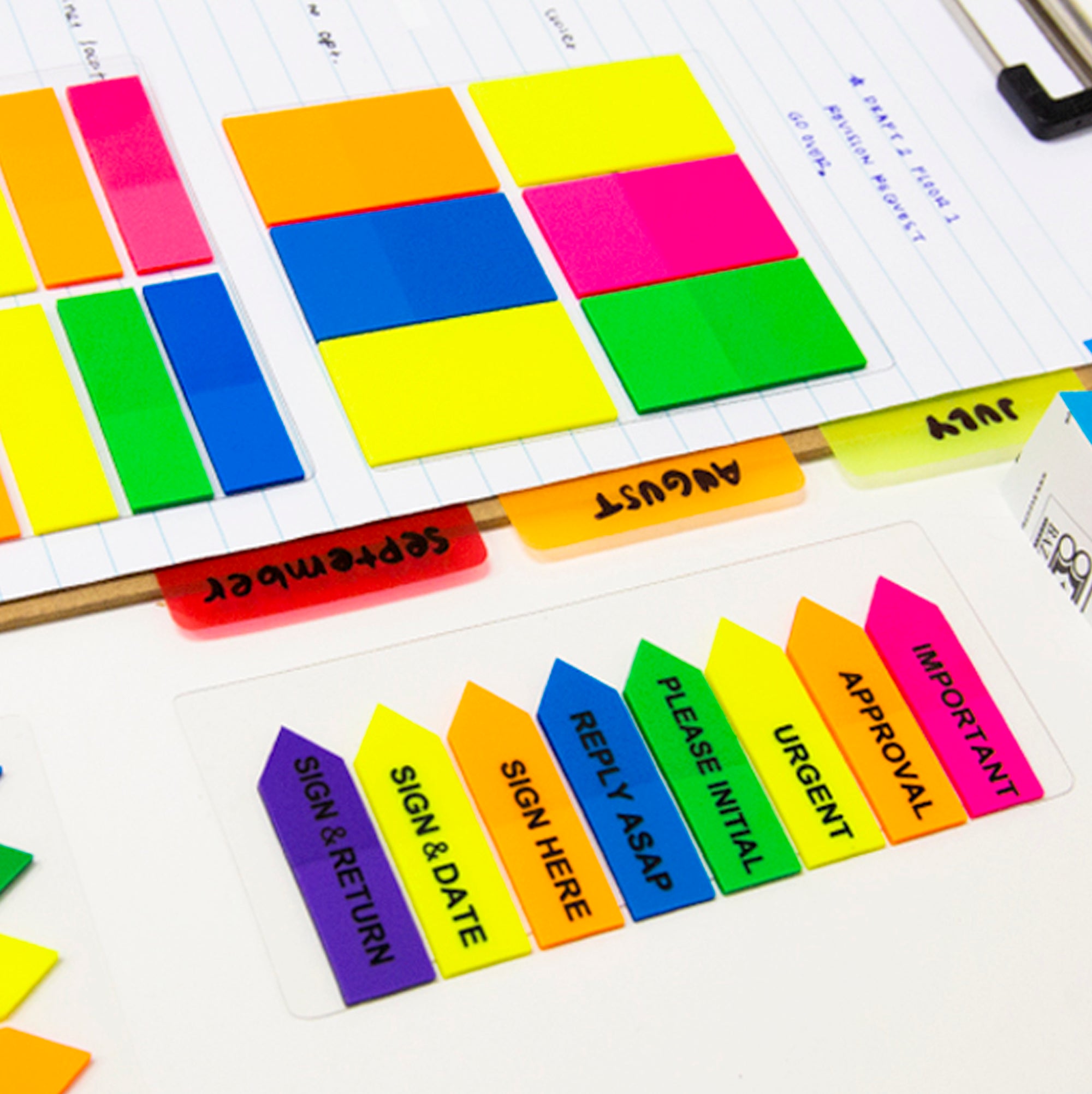 20 Ct. 0.5" X 1.7" Printed Arrow Flags (8/Pack)