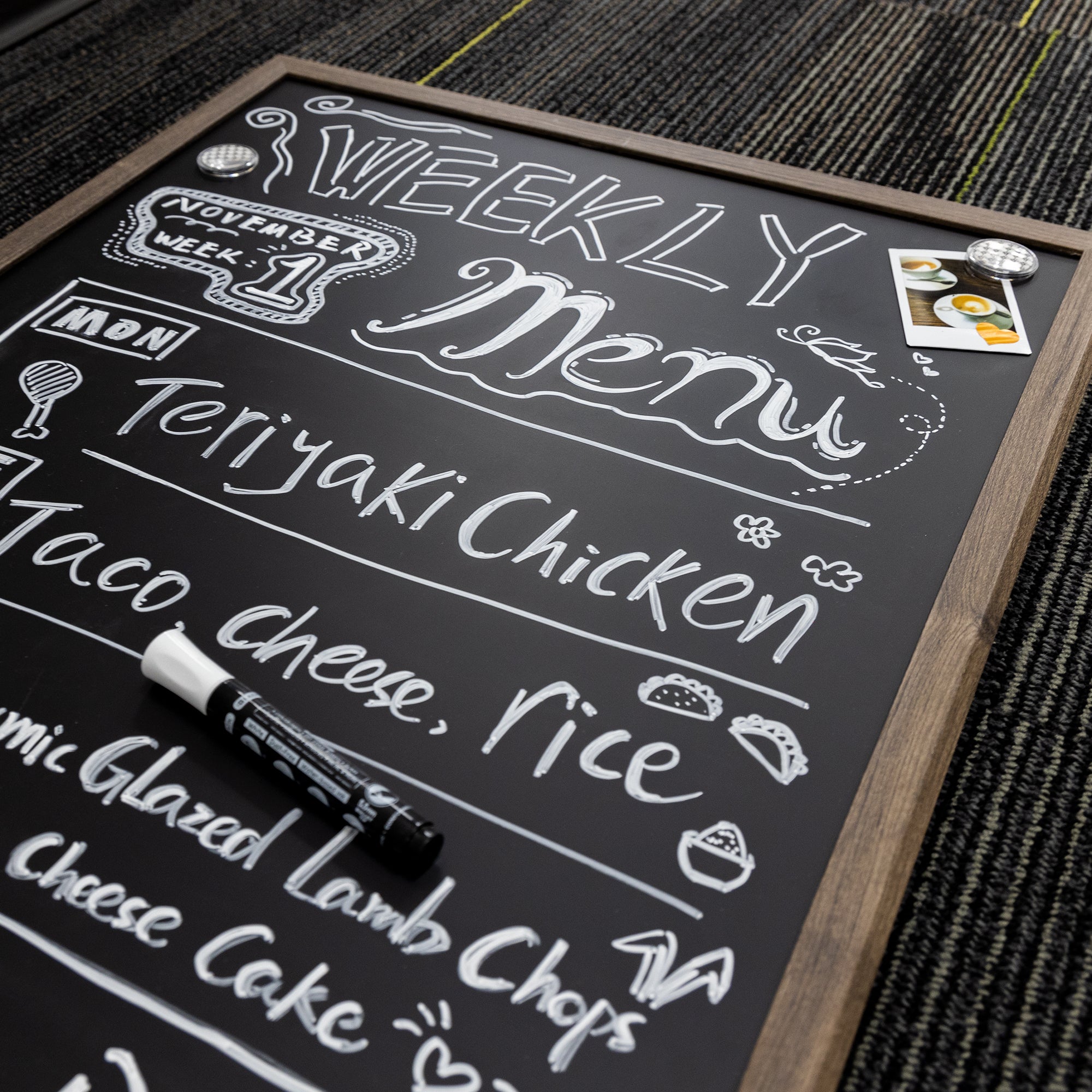 20" x 30" RUSTIQUE Wood Frame Magnetic Chalkboard w/ Chalk Marker & Magnets