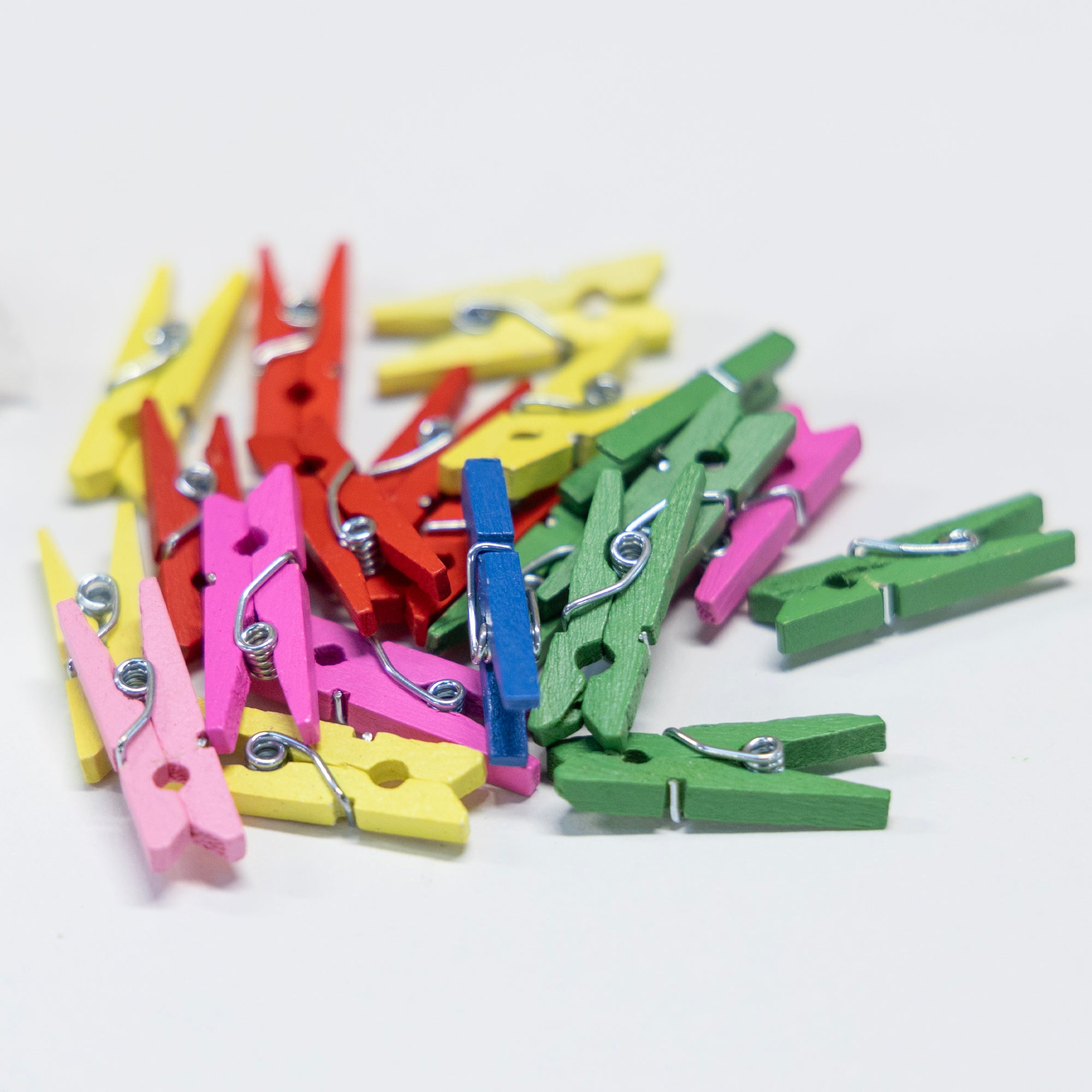 Mini Colored Clothes Pin (50/Pack)