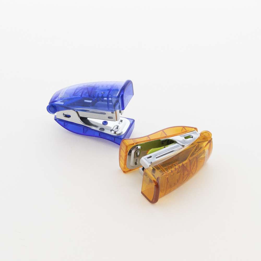 Mini Stand-Up Standard (26/6) Stapler w/ 500 Ct. Staples