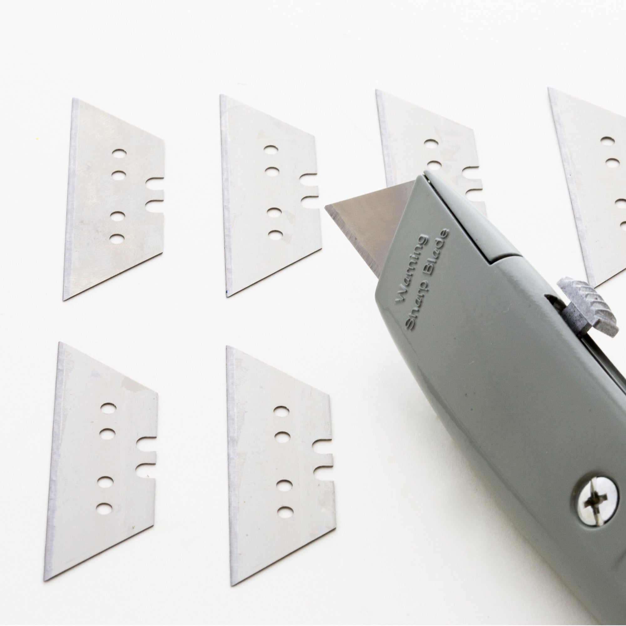 Utility Knife Replacement Blades in Tube