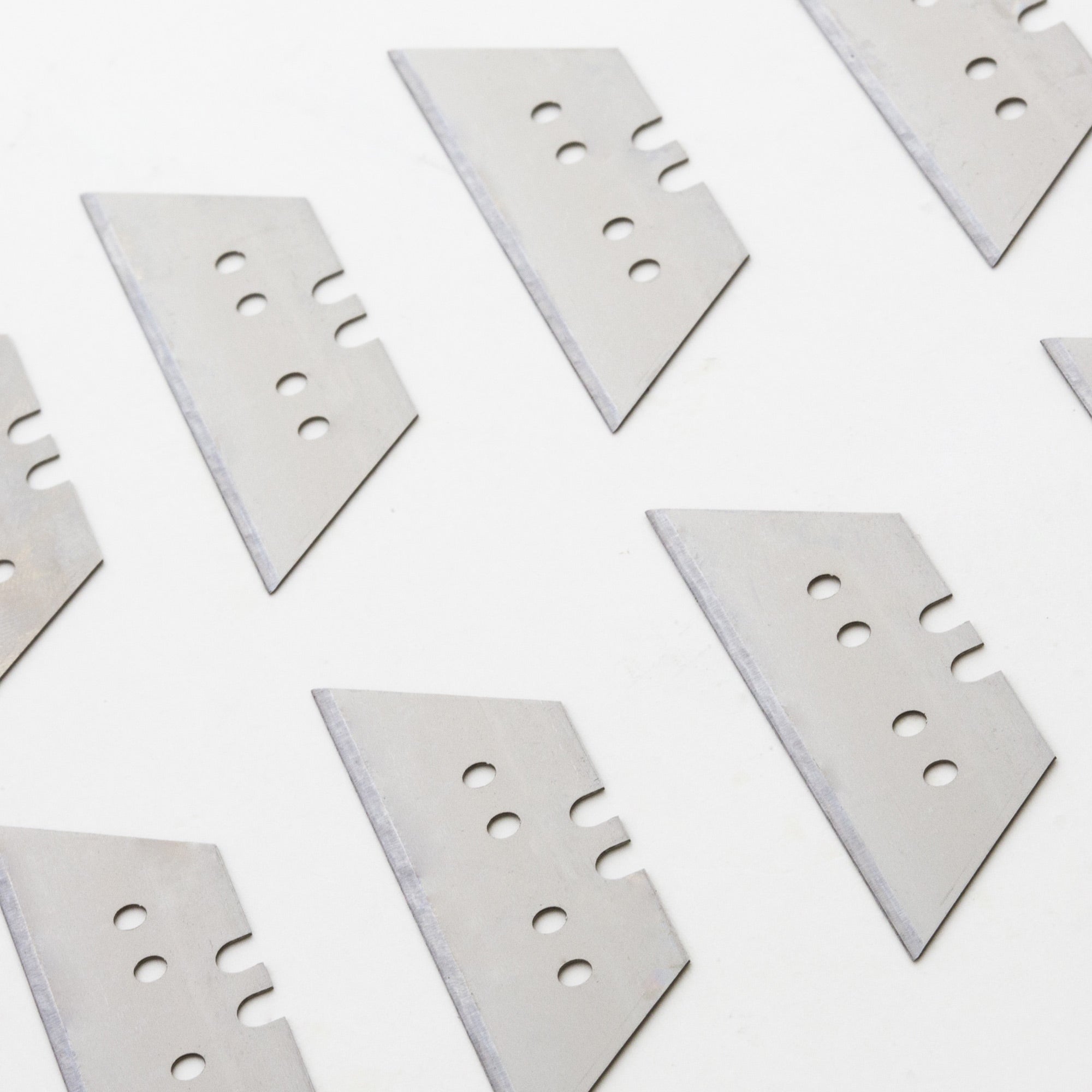 Utility Knife Replacement Blades in Tube