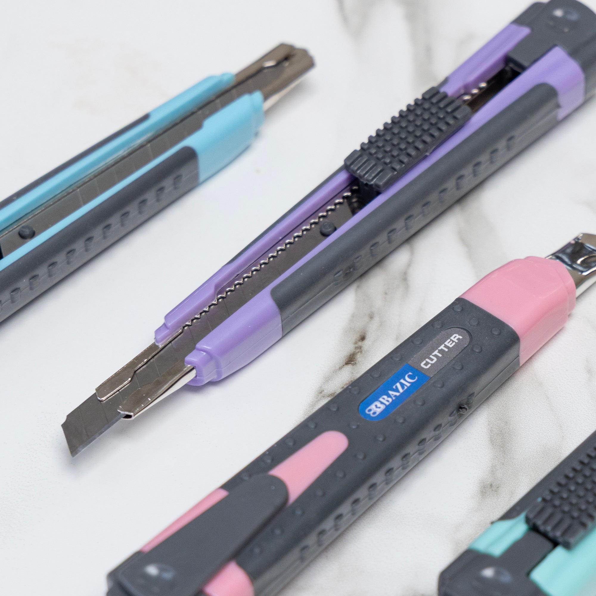 9 mm Snap-Off Utility Knife with Cushion Grip