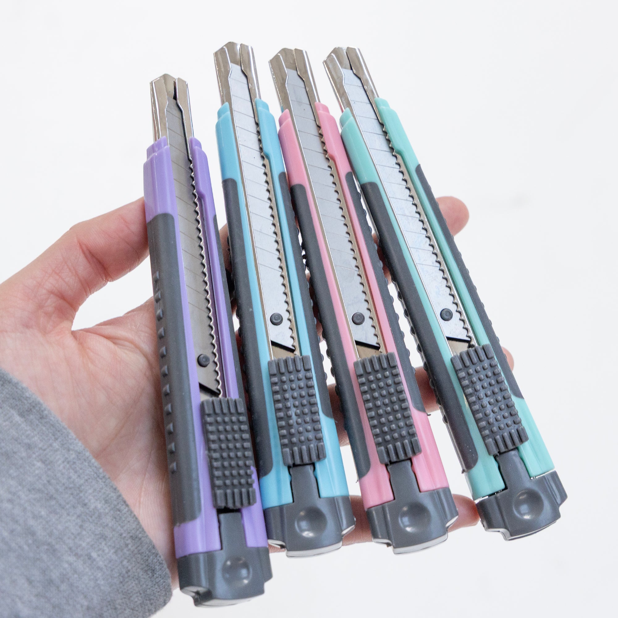 9 mm Snap-Off Utility Knife with Cushion Grip