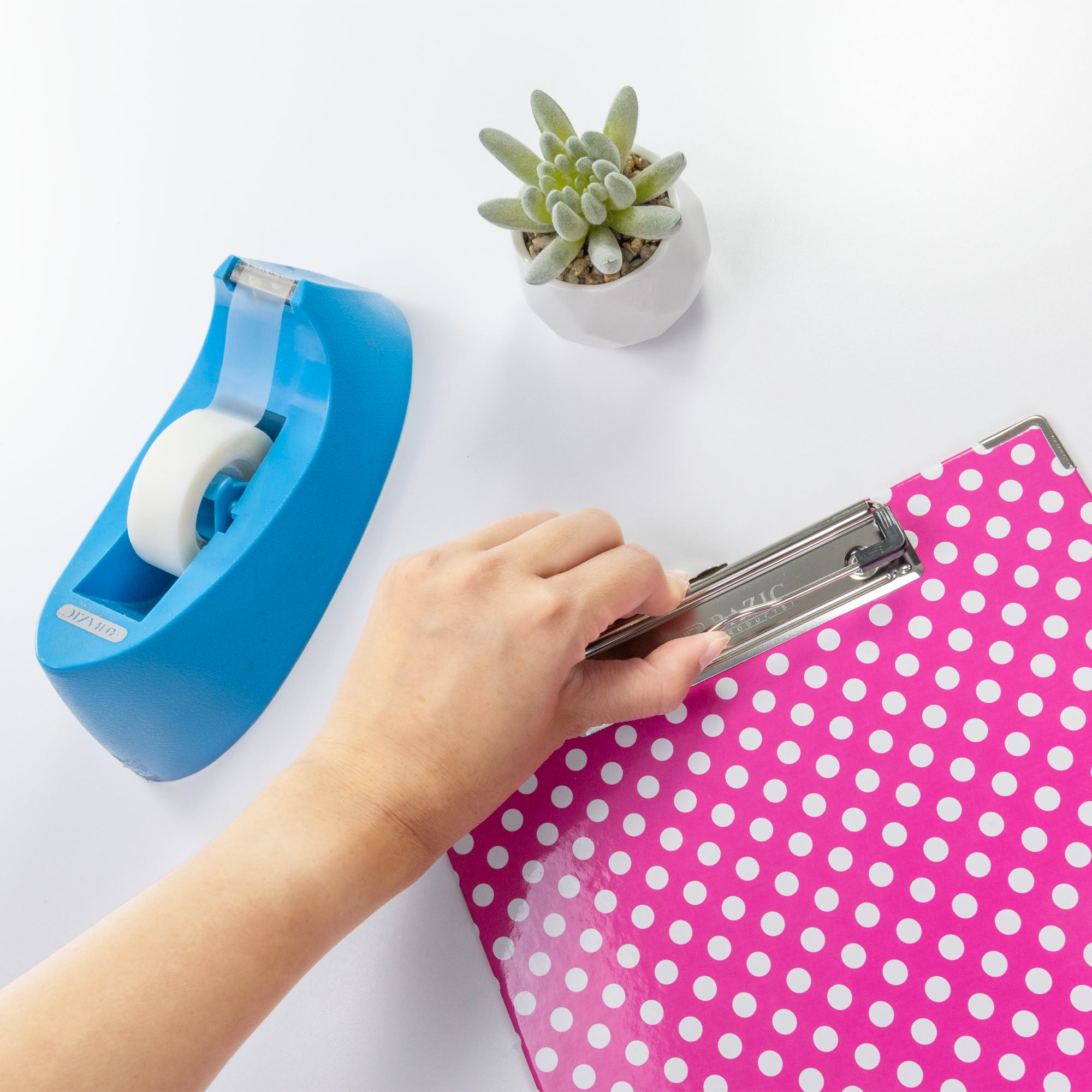 Paperboard Clipboard Standard Size Polka Dot w/ Low Profile Clip