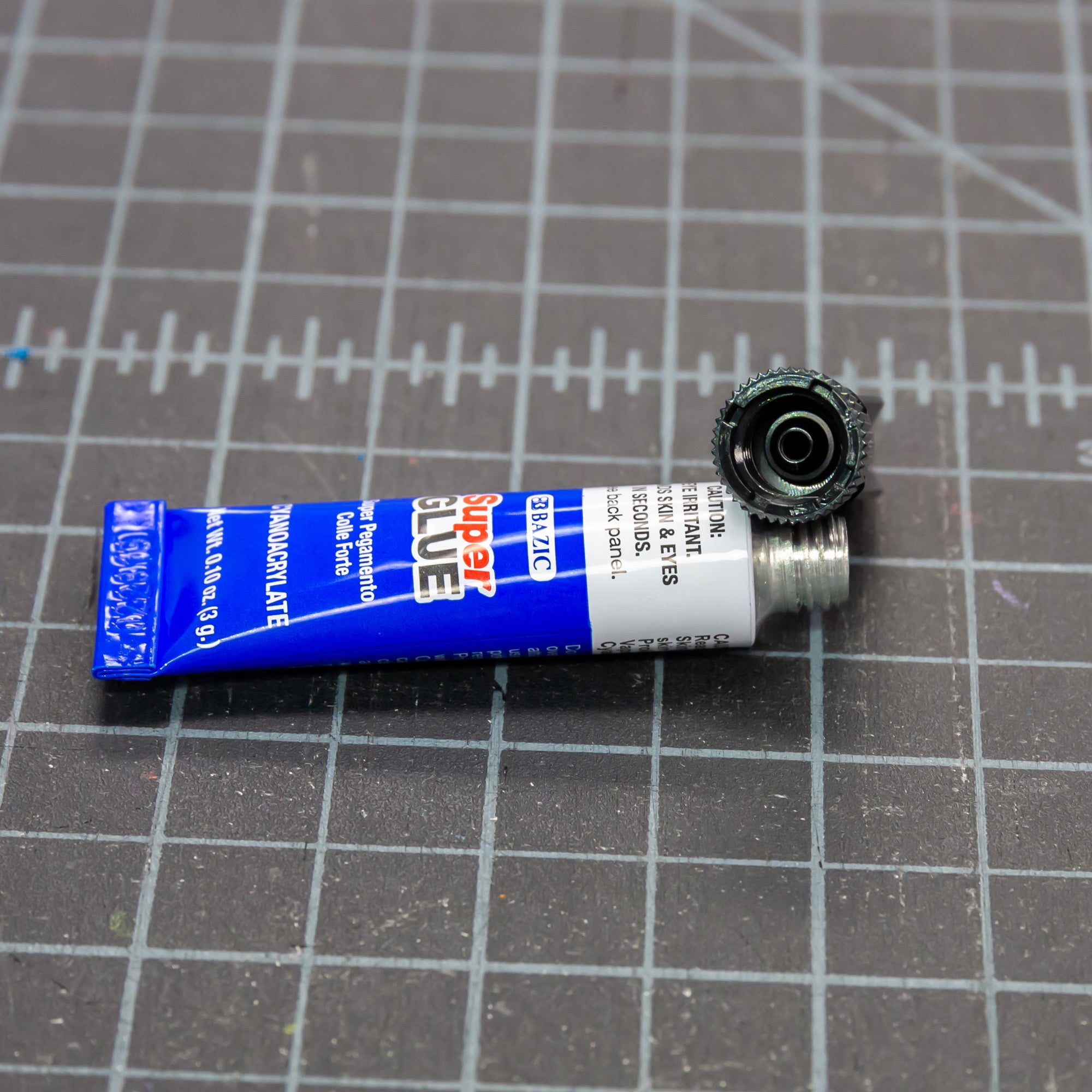 Super Glue, 0.10 oz, 4 Count, for Repairs Crafts Bonding