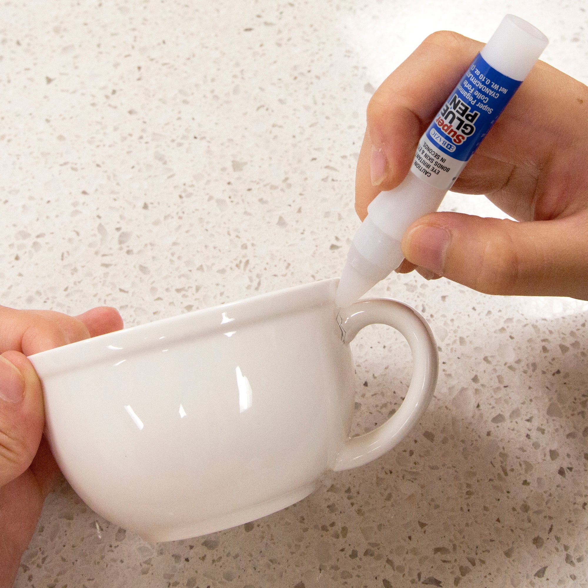 0.10 oz (3g) Super Glue Pen w/ Precision Tip Applicator