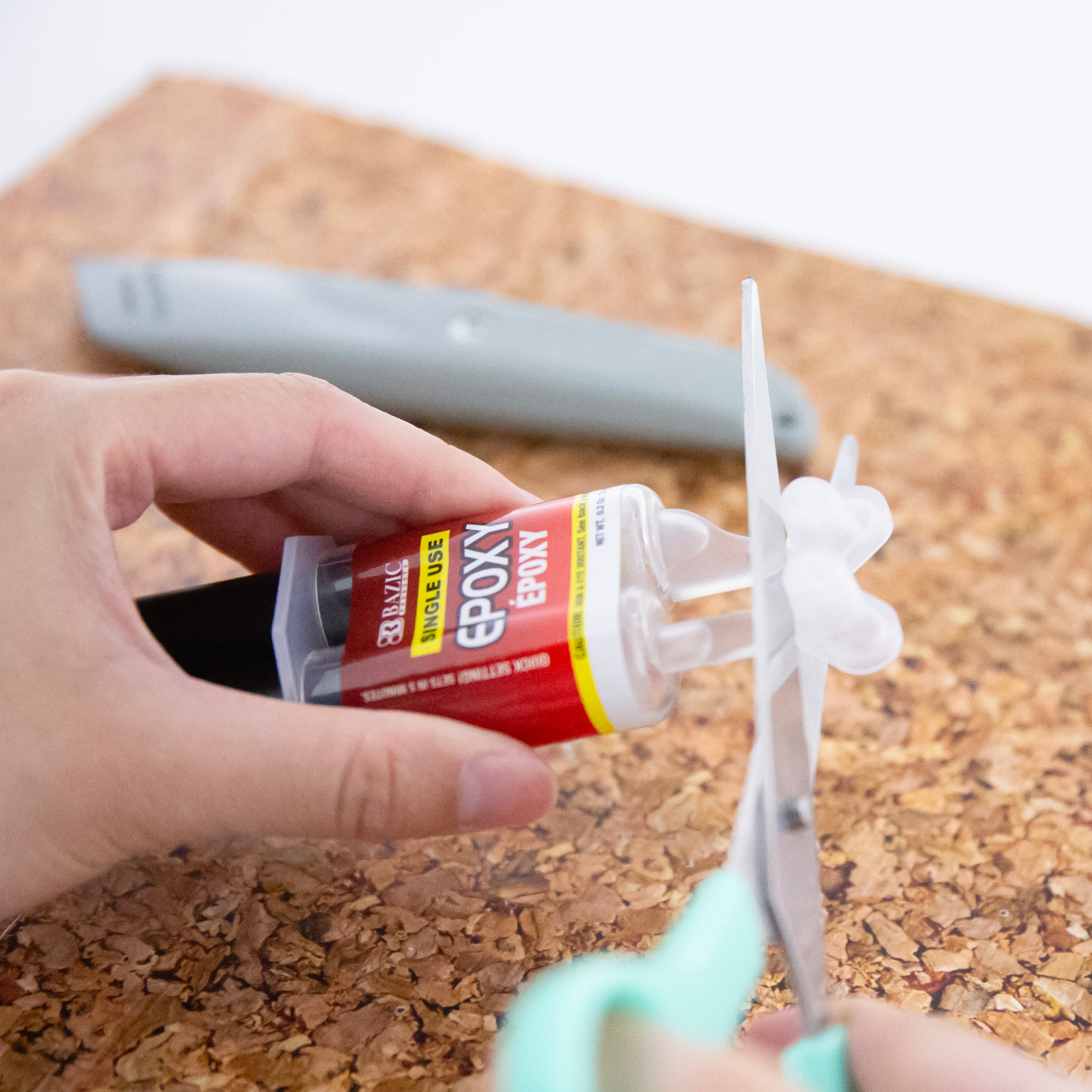 Epoxy Glue, 0.2 oz, Syringe Applicator, Dual-Syringe Epoxy