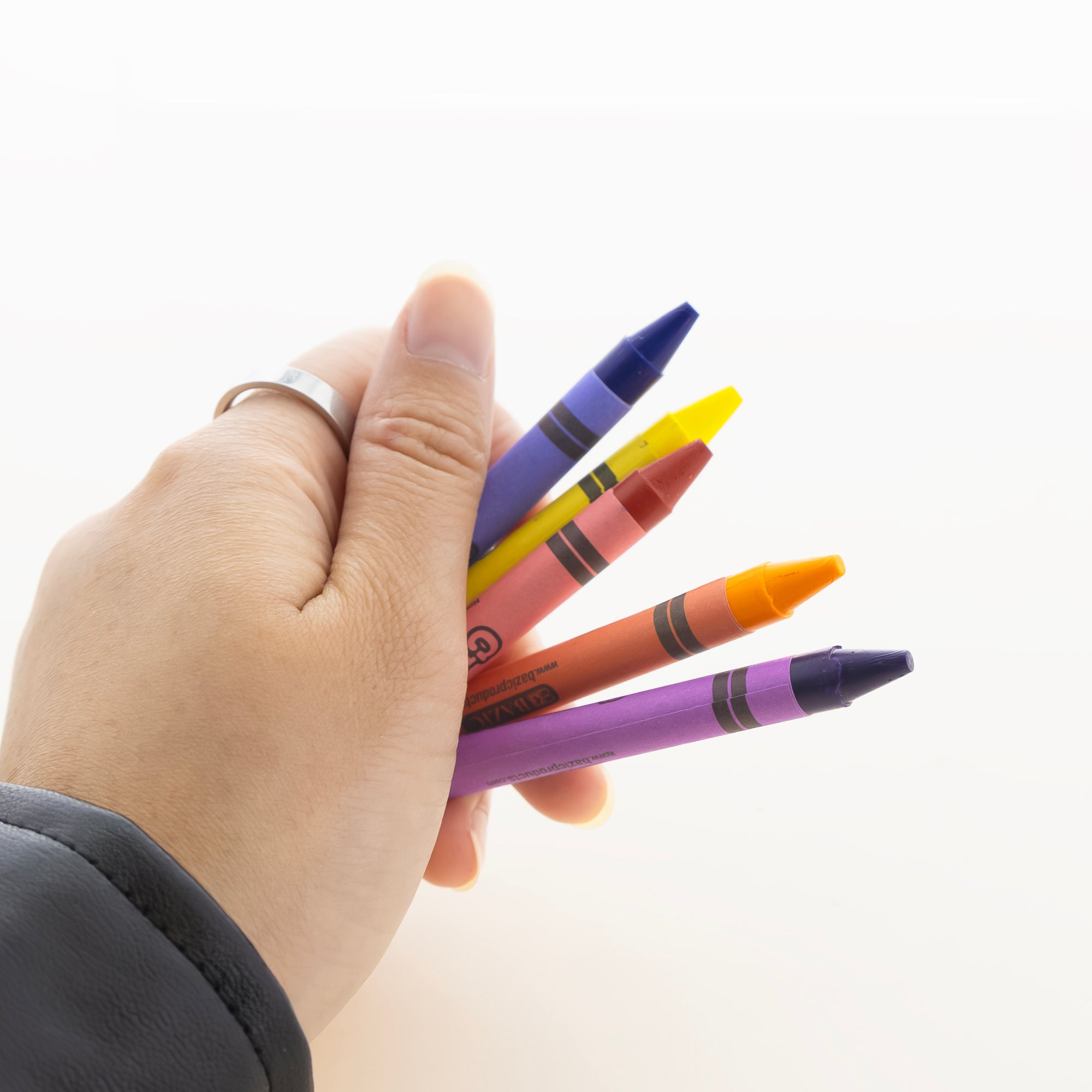 16 Color Premium Crayons
