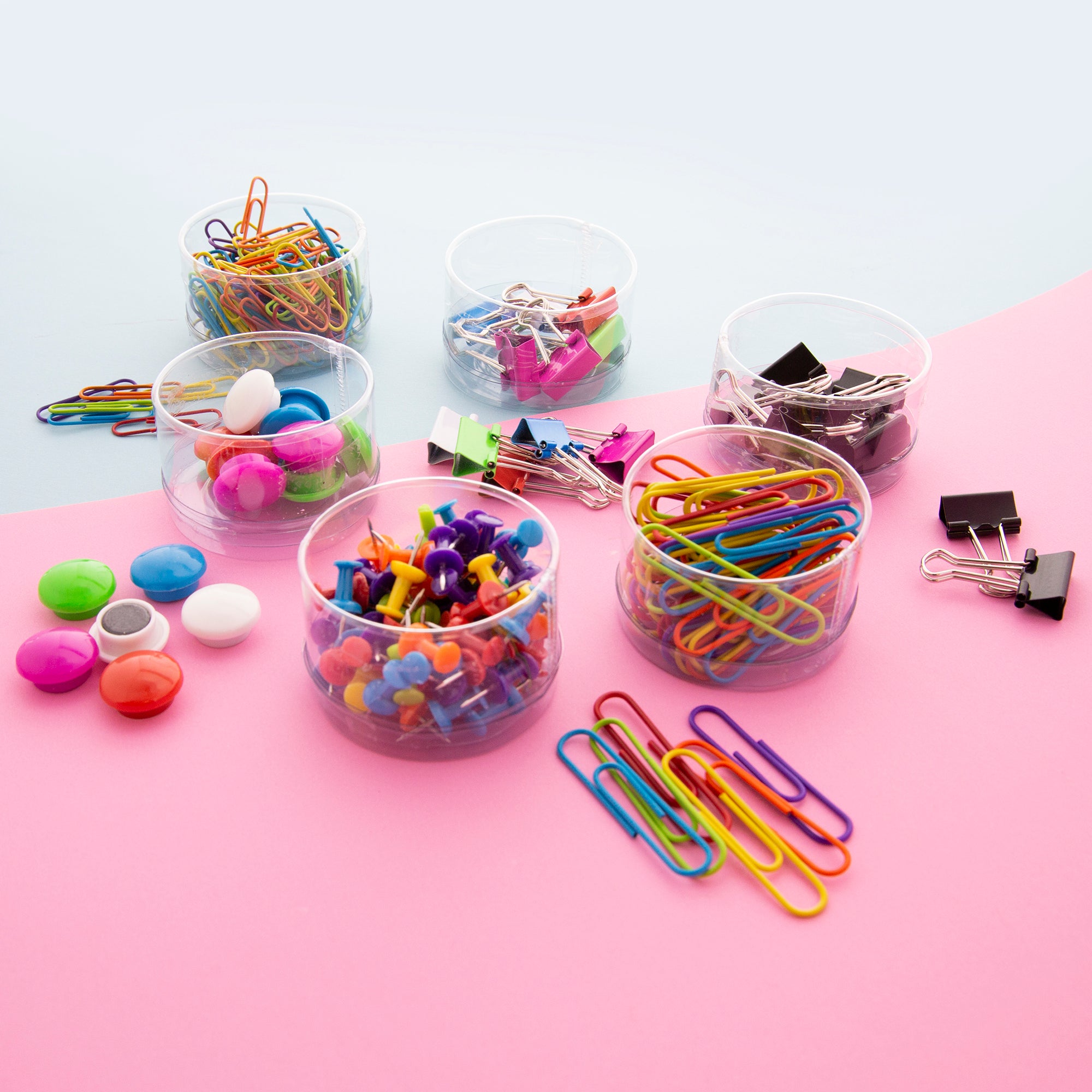 置物 kiss paper clip These V-Shaped Paper Clips may look simple, but they are