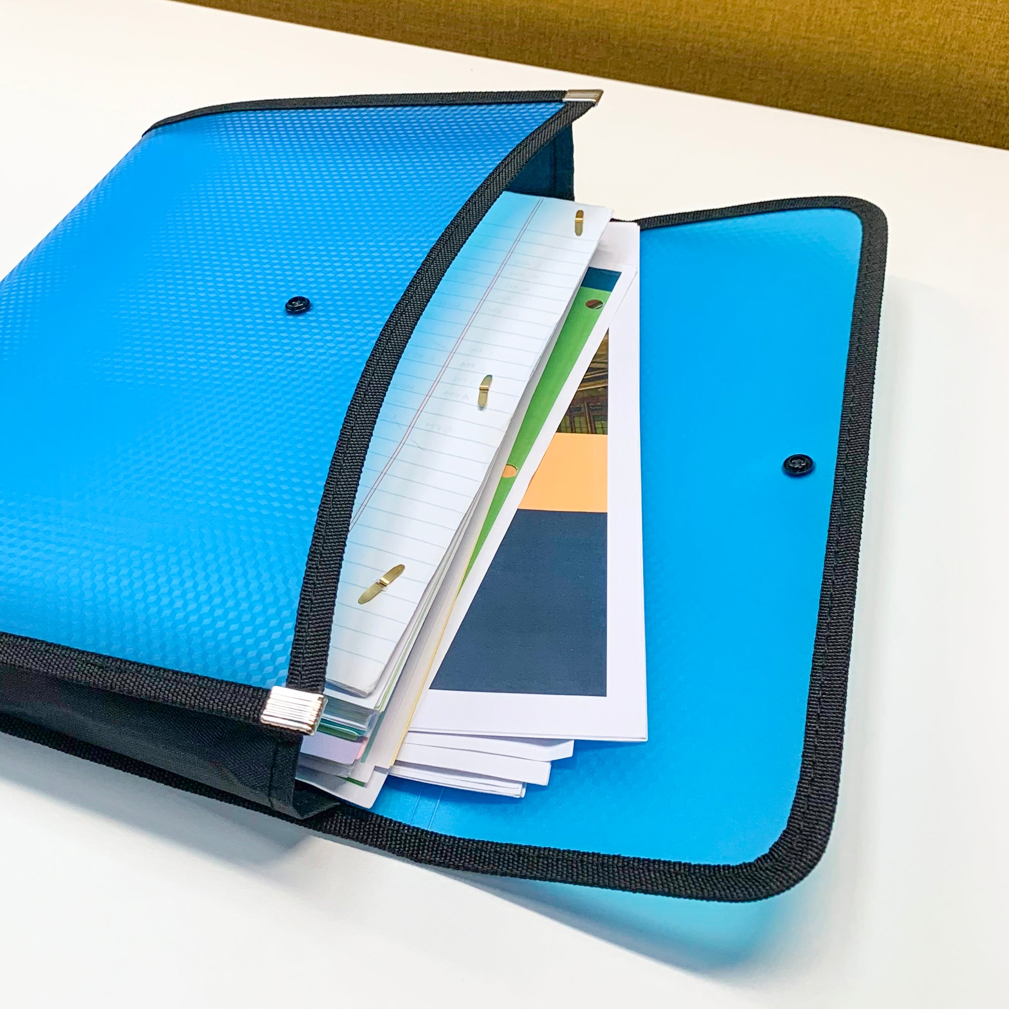 Document Holder A4/Letter Size w/ Square Flap