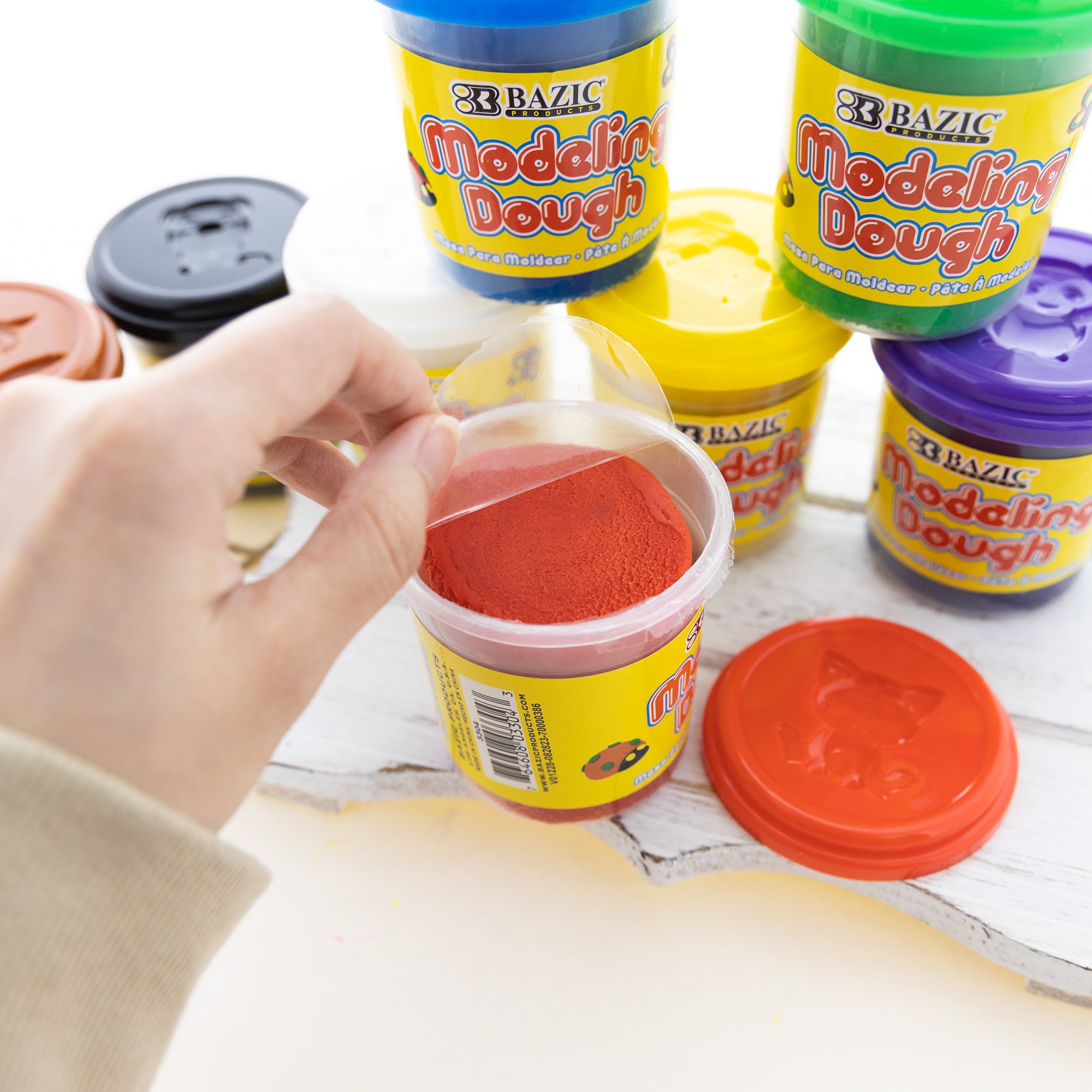 7.76 oz (220g) 8 Primary Color Modeling Dough