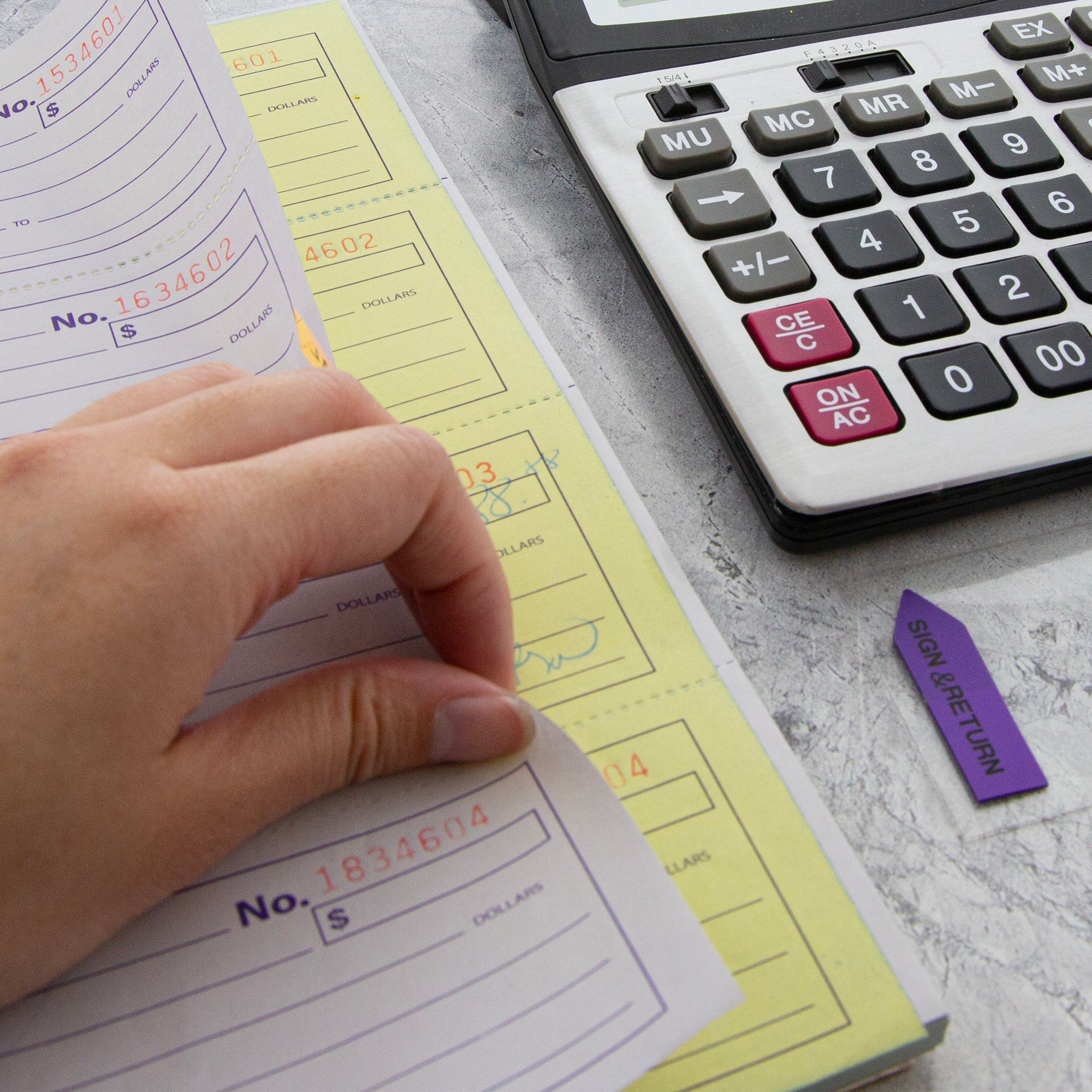 2-Part Carbonless Cash or Rent Receipt Book, 200 Sets