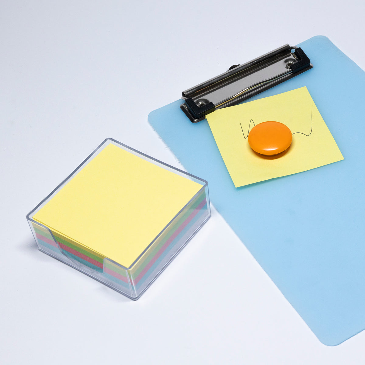Color Paper Cube with Tray, 300 Sheets, 2.95 in