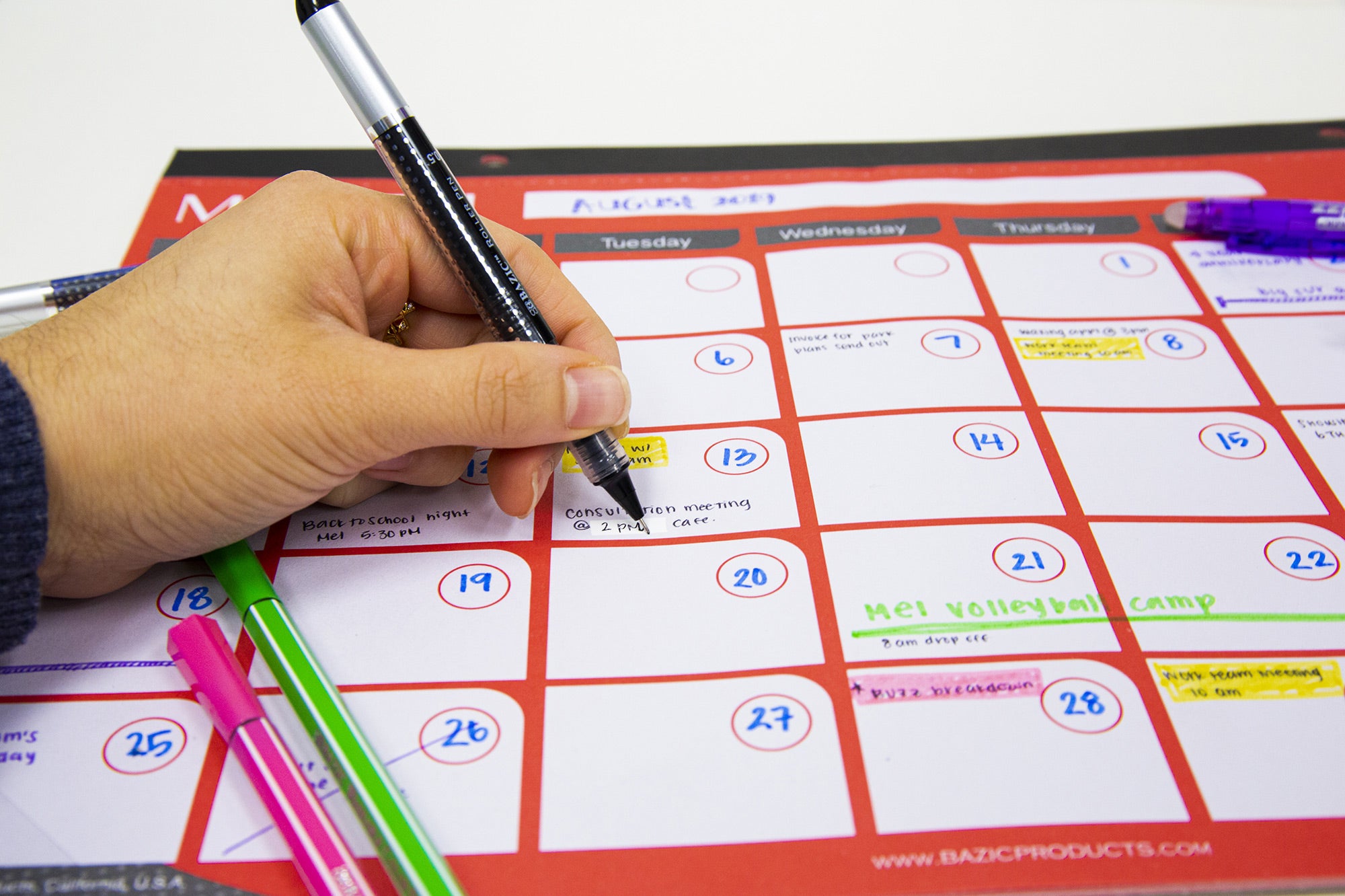 Undated 12-Month Desk Pad Calendar, 11 x 17 in