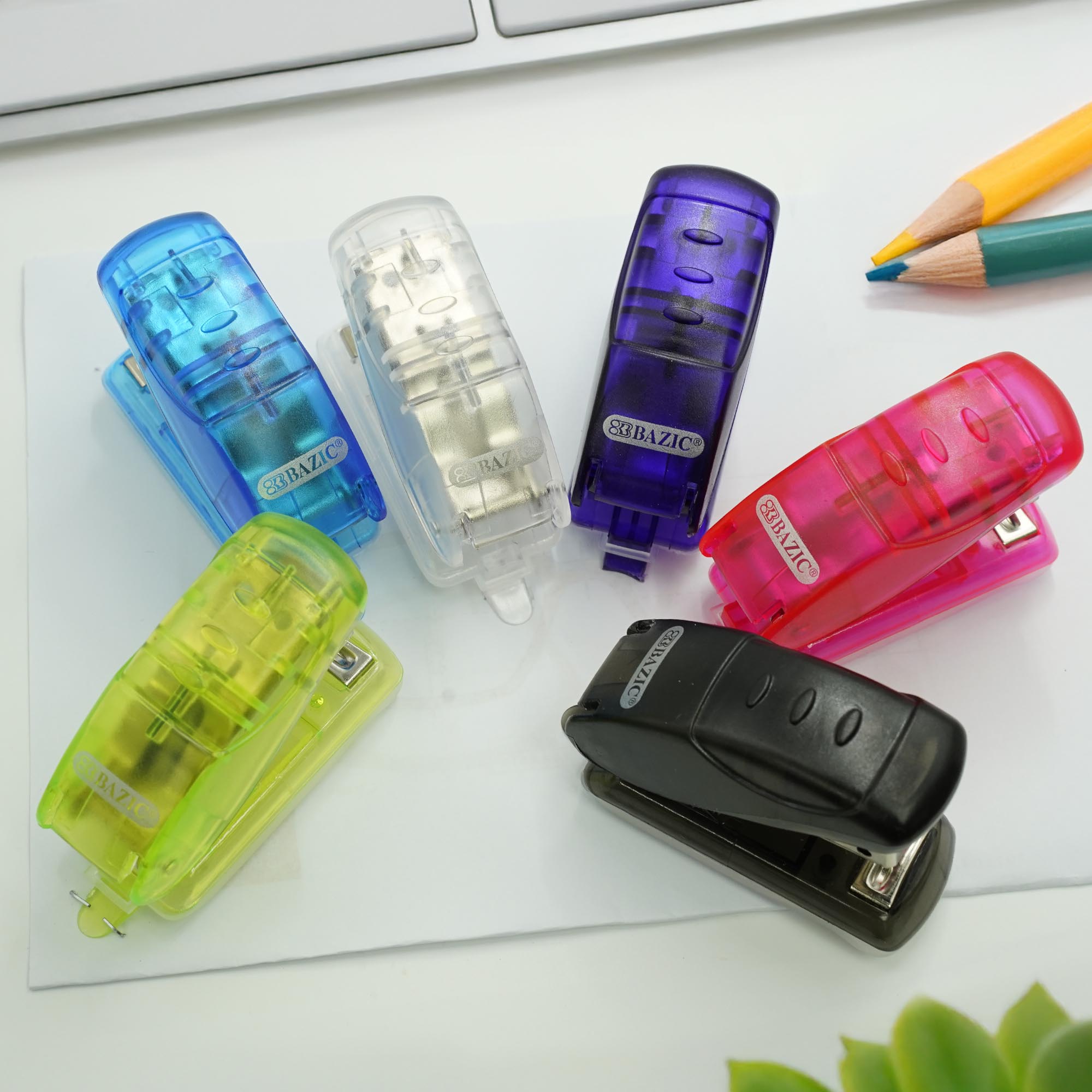 Mini Stapler with 500 Staples, 26/6 Standard