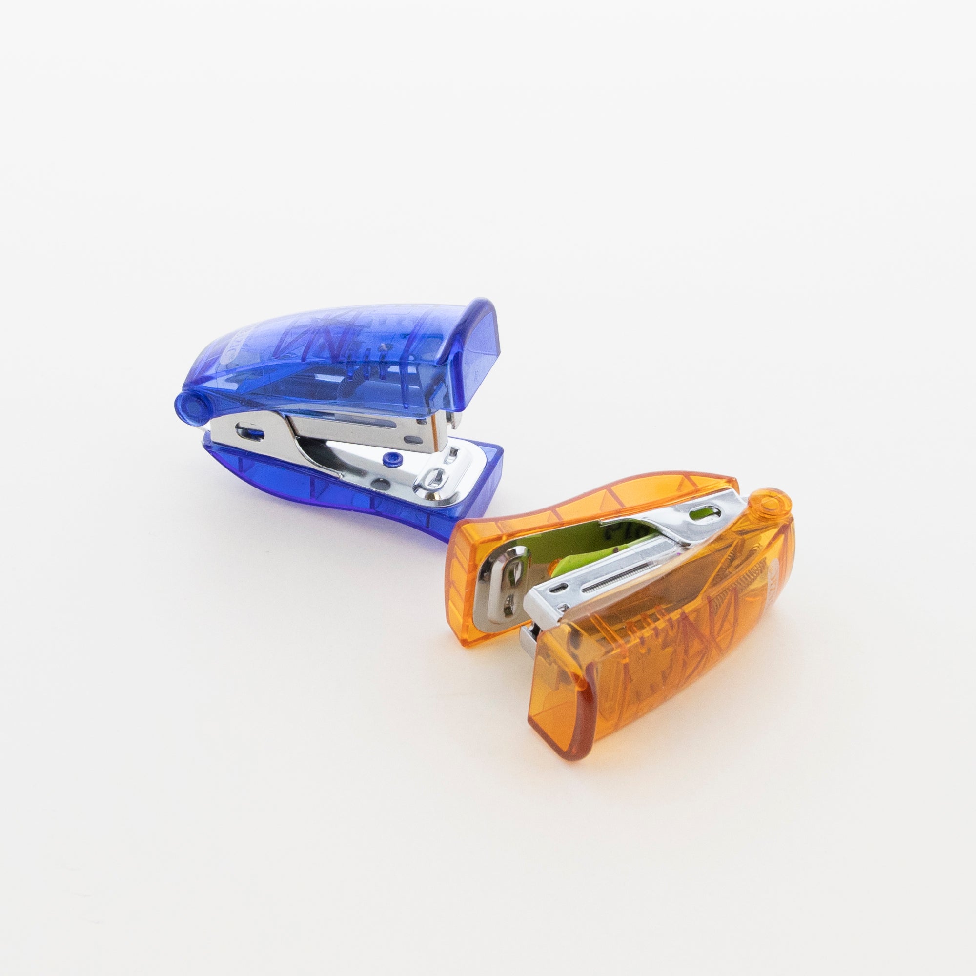 Mini Stand-Up Stapler with 500 Staples, 26/6 Standard