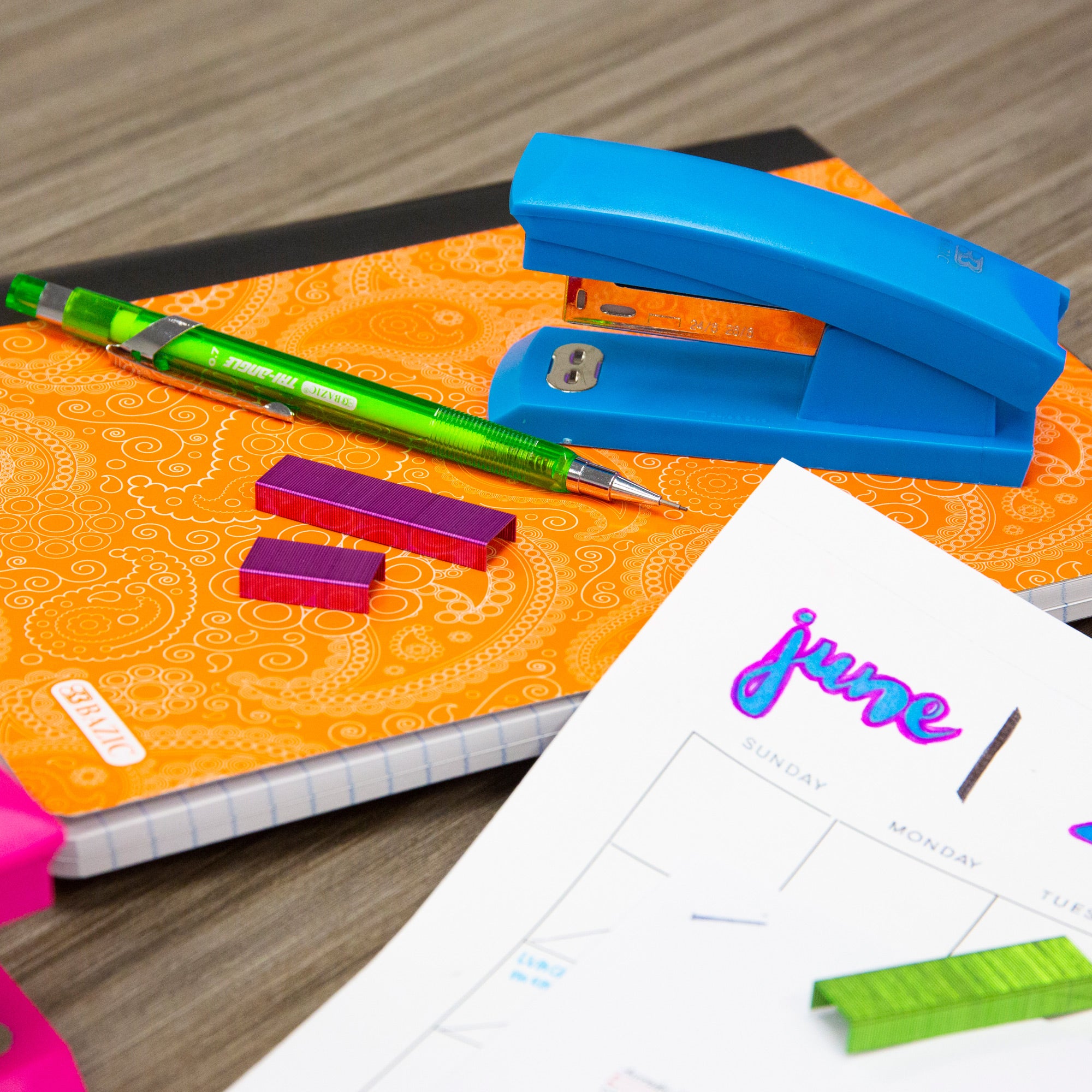 Bright Color Desktop Stapler, 26/6, with 50 Staples