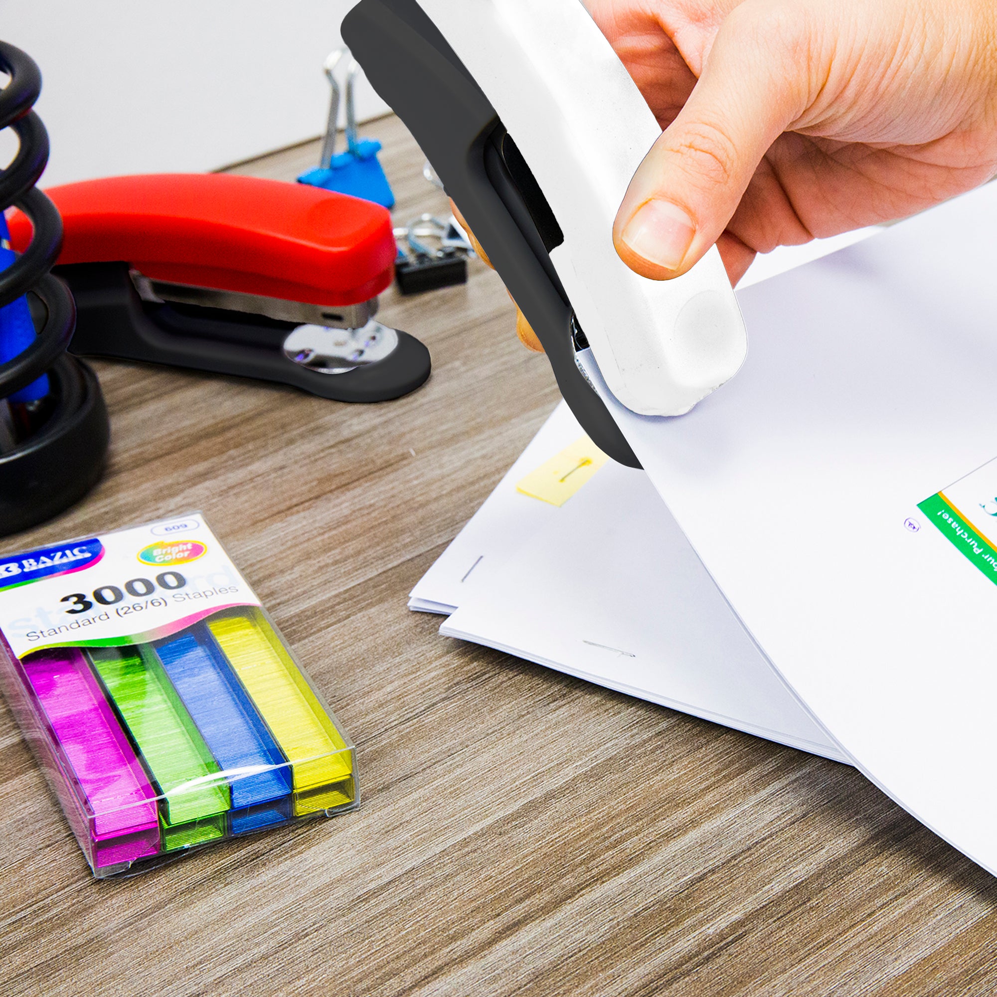 Two-Tone Desktop Stapler with 50 Staples, 26/6 Standard