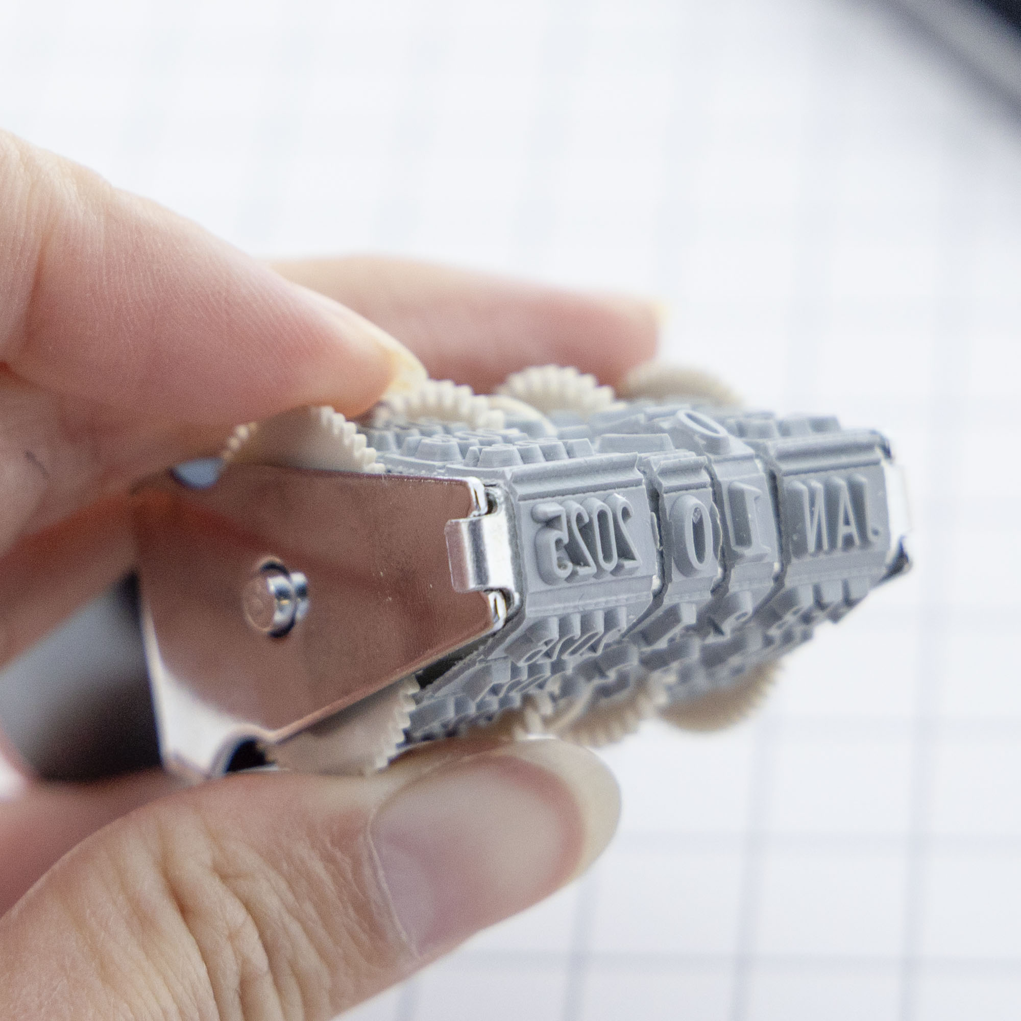 Date Stamp with Ink Pad, Rotating Date Bands