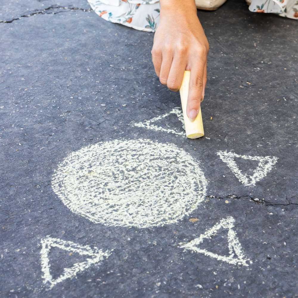 Sidewalk Chalk For Kids Bucket of 20 Pieces Great Easter Basket Stuffers  Street Chalk For Kids | Bulk Sets | Sidewaalk Colored Outside Washable Set  